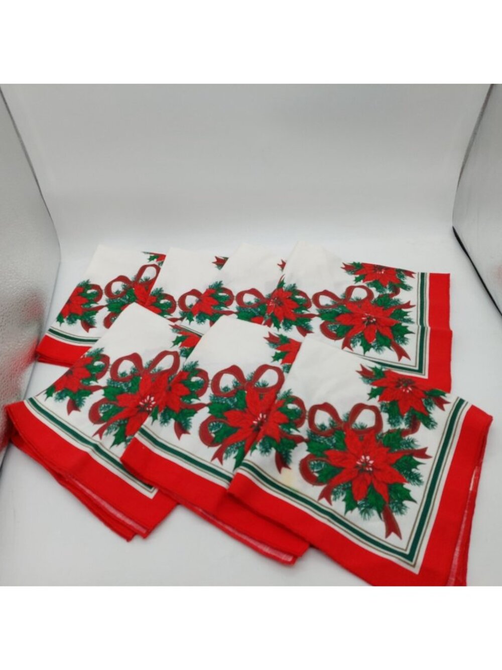 Kmart Christmas Cloth Napkins Retro White Red Poinsettia 16" Set Of 7 READ